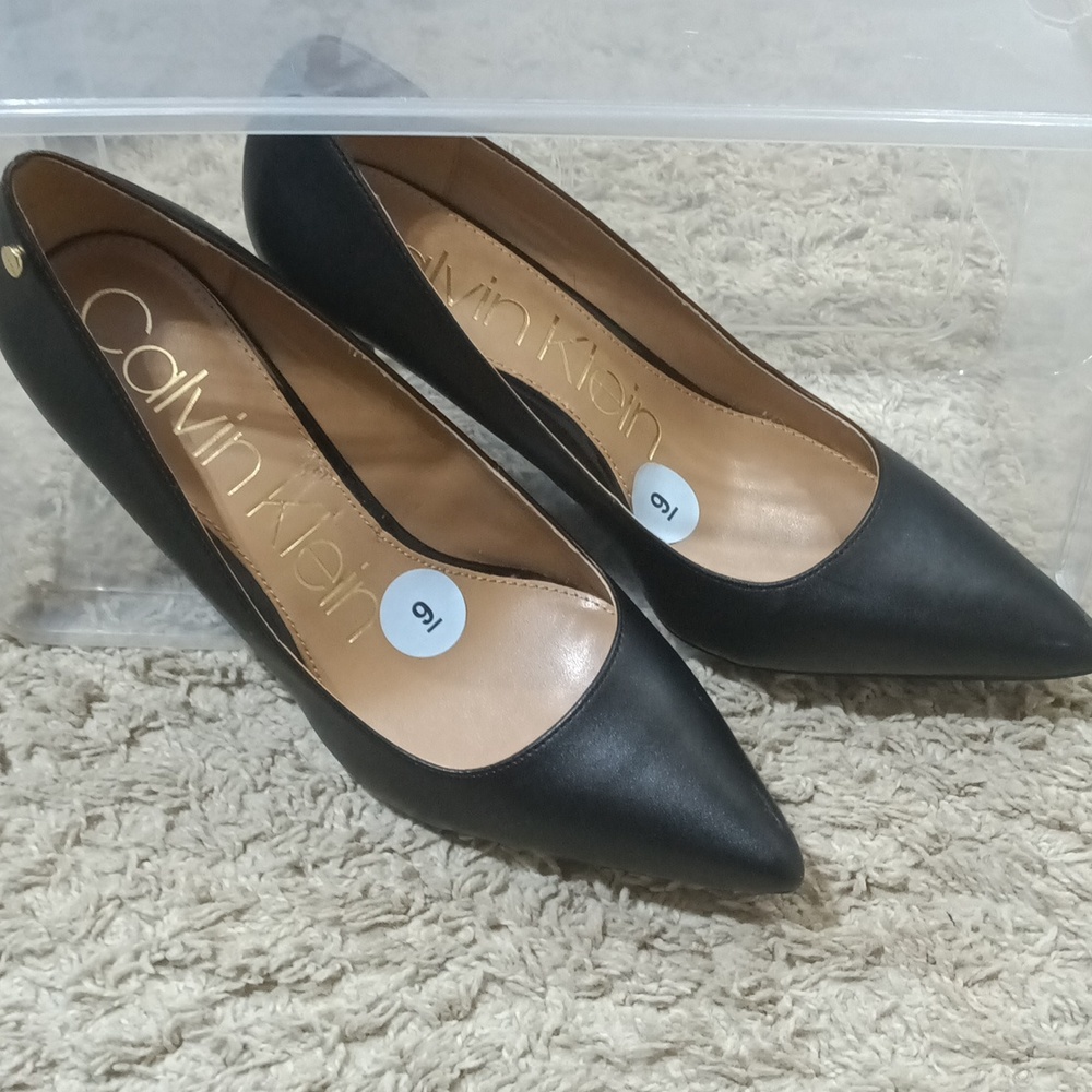 Calvin Klein heels New.